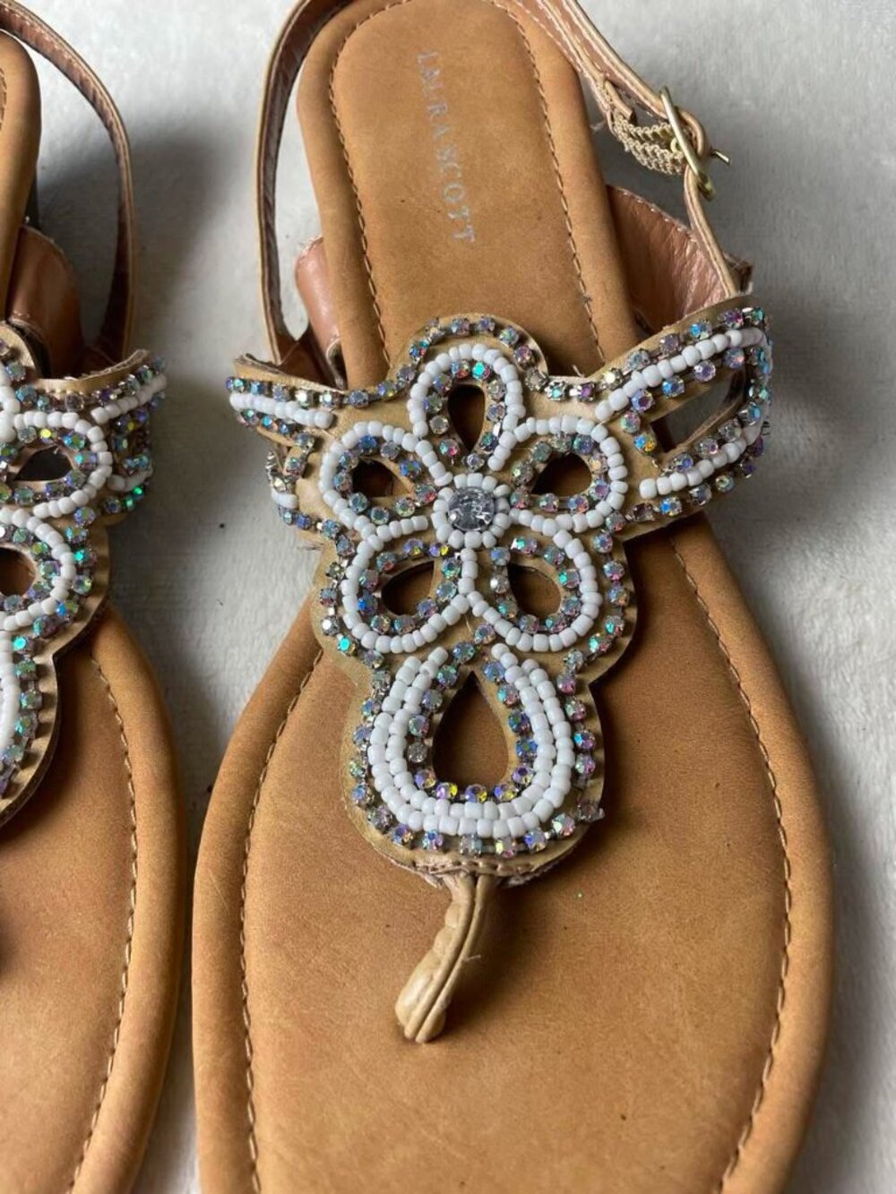 EUC Laura Scott Beaded Thong Sandals size 8.5 - Picture 3 of 6